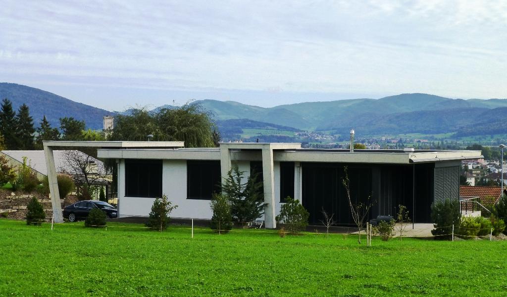 Villastanding1